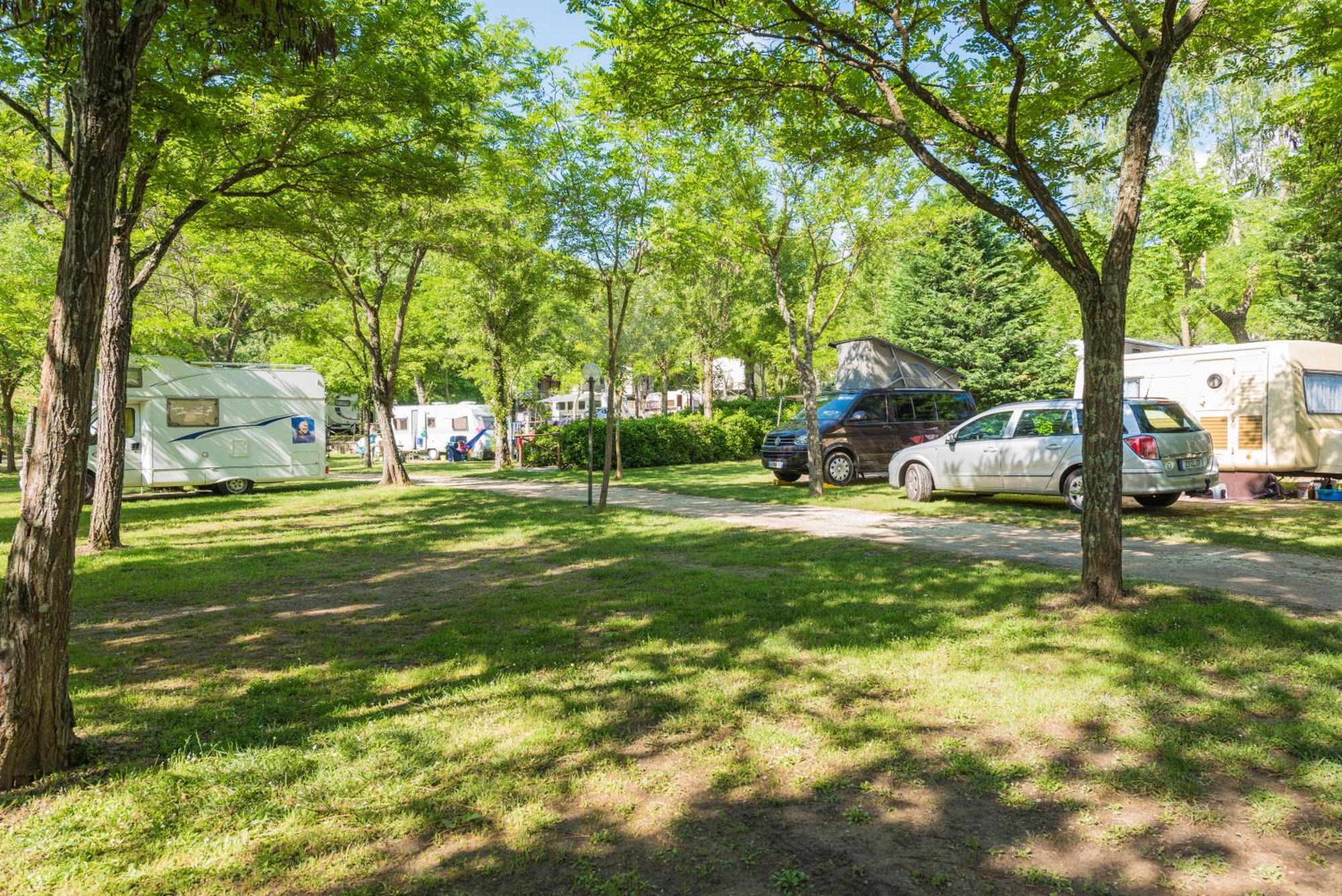 Camping Village Il Poggetto Troghi Kültér fotó