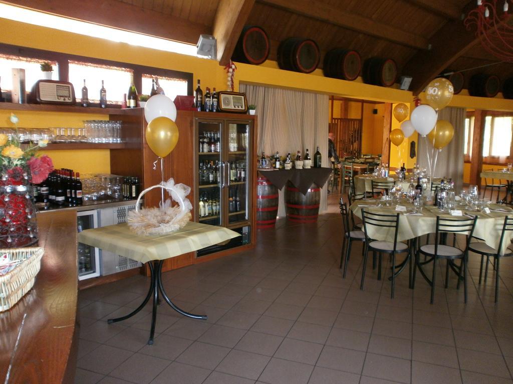 Camping Village Il Poggetto Troghi Kültér fotó