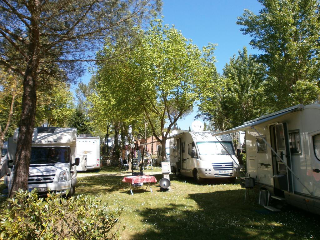Camping Village Il Poggetto Troghi Kültér fotó