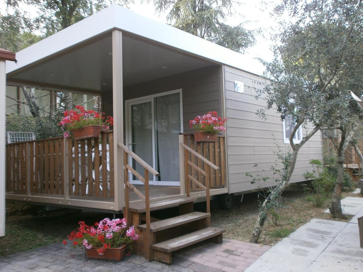 Camping Village Il Poggetto Troghi Kültér fotó